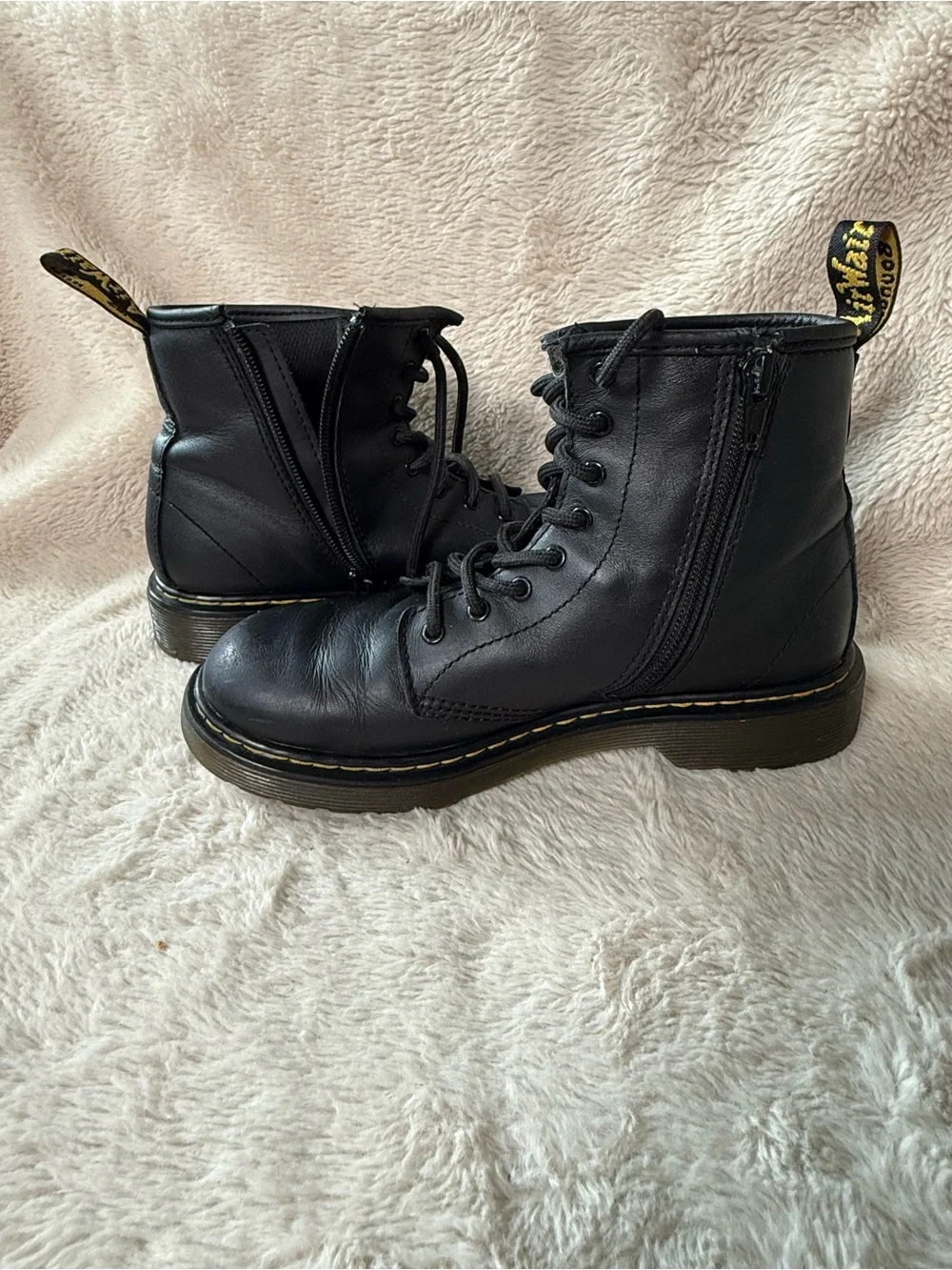 Dr. Martens 1460 Boots (Youth) Sz 4M VGUC